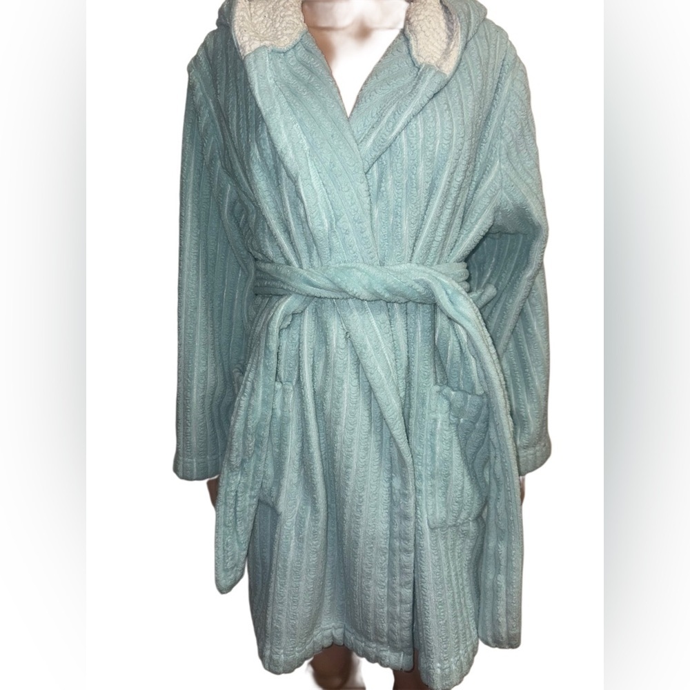 LC Lauren Conrad Plush Hooded Fleece Robe Belted Cozy Lounge Spa Bathrobe